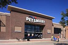 Petsmart storefront