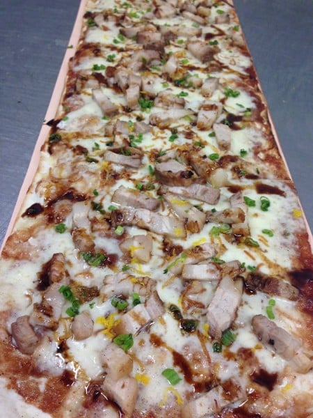 balsamic chicken pizza flatbread close up