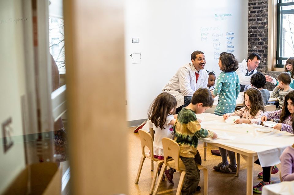 Kids Science Labs Classroom and Students