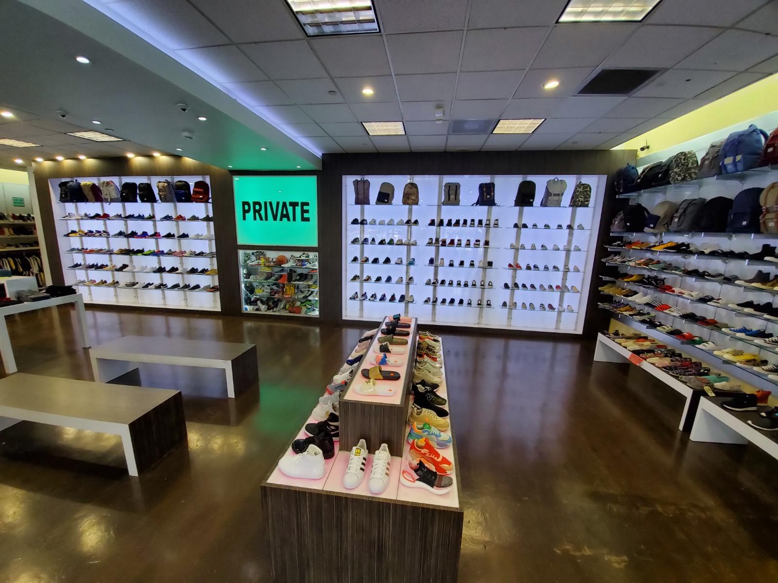 Dirt Dog and Private Sneakers Join Vons Circle Center in Long Beach, CA