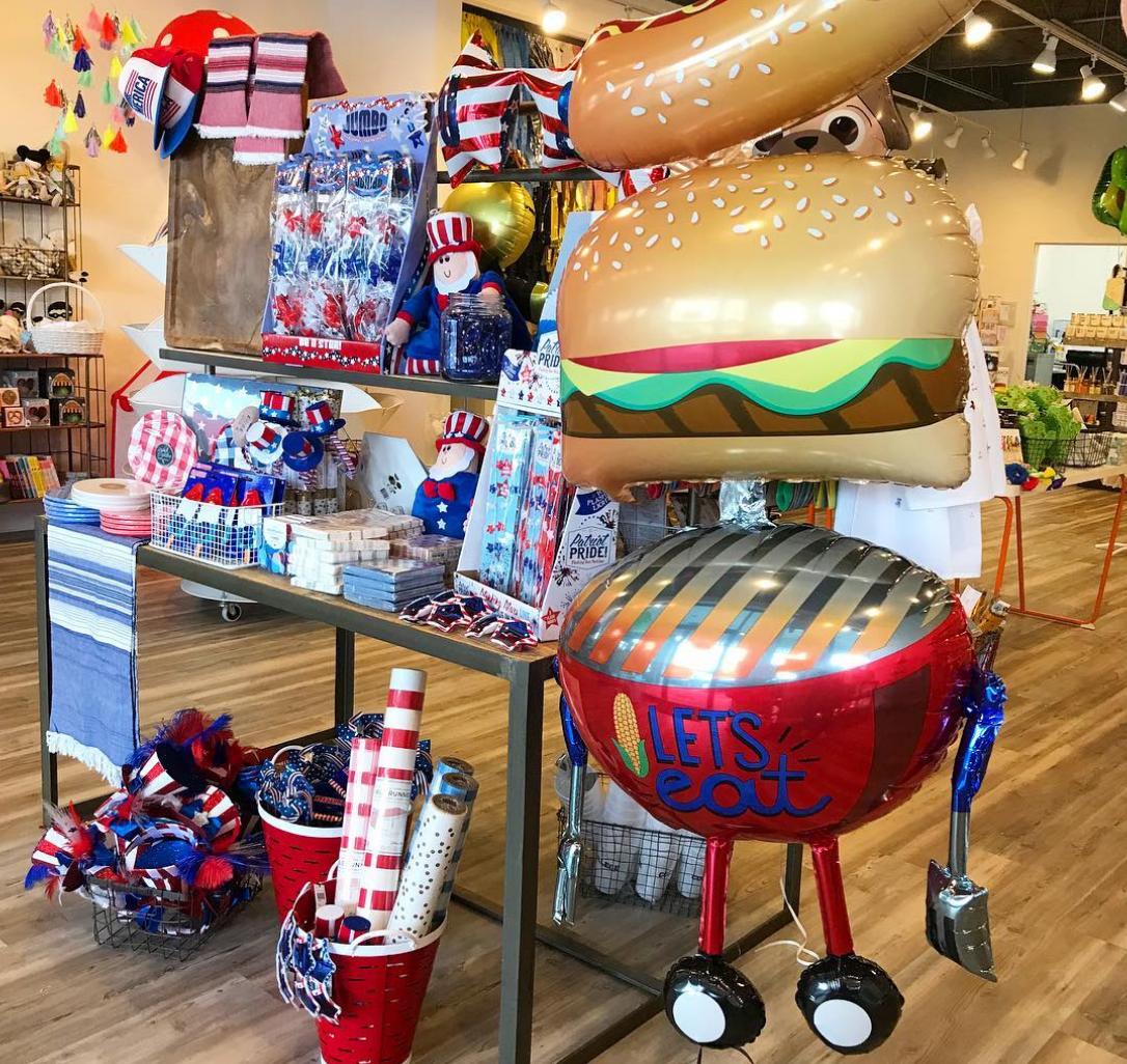 display of american and BBQ themed party decor