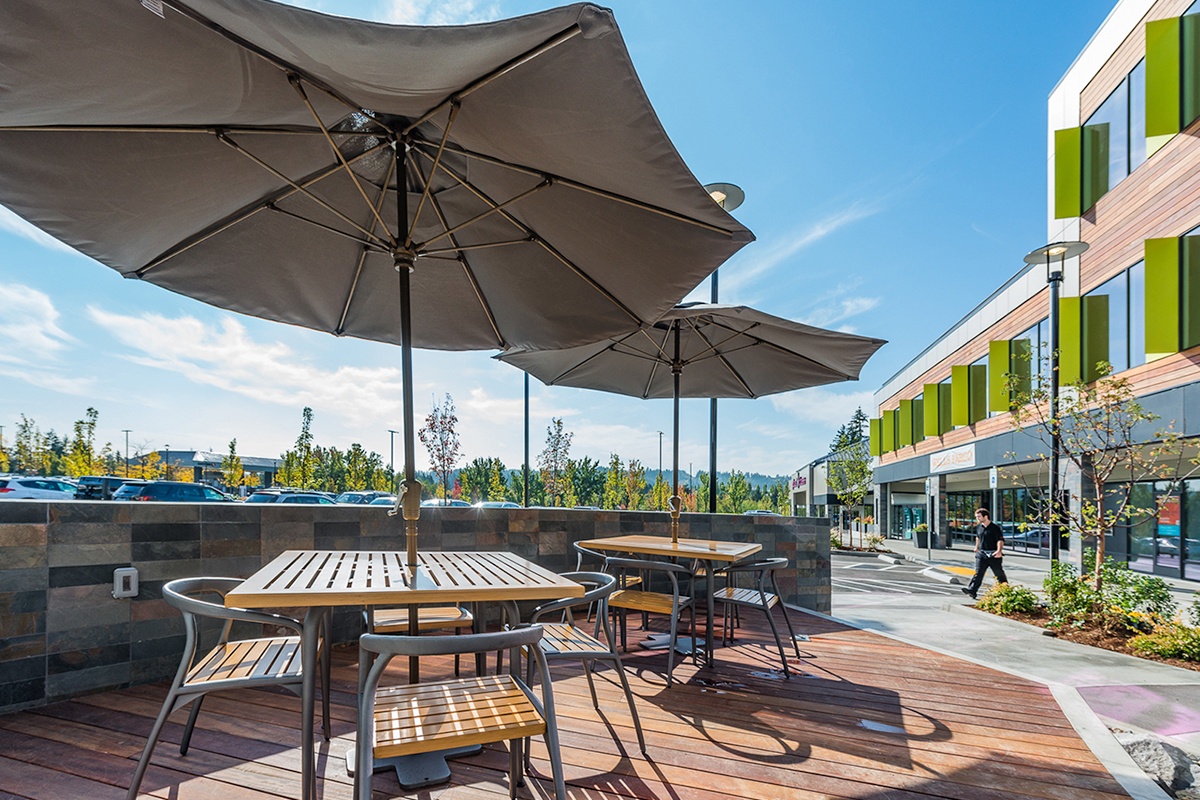 Murrayhill Marketplace Outdoor Patio